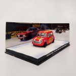 COLEÇÃO OFICIAL DOS CARROS DE JAMES BOND 007. REPLICAS DETALHADAS EM ESCALA 1:43 DO AGENTE BRITÂNICO. MINIATURA METÁLICA MODELO AUSTIN MINI. APROXIMADAMENTE 12,0 CM BASE ACRÍLICA E BLISTER DE PROTEÇÃO.