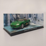 COLEÇÃO OFICIAL DOS CARROS DE JAMES BOND 007. REPLICAS DETALHADAS EM ESCALA 1:43 DO AGENTE BRITÂNICO. MINIATURA METÁLICA MODELO JAGUAR XKR.  APROXIMADAMENTE 12,0 CM BASE ACRÍLICA E BLISTER DE PROTEÇÃO.