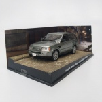COLEÇÃO OFICIAL DOS CARROS DE JAMES BOND 007. REPLICAS DETALHADAS EM ESCALA 1:43 DO AGENTE BRITÂNICO. MINIATURA METÁLICA MODELO RANGE ROVER SPORT. APROXIMADAMENTE 12,0 CM BASE ACRÍLICA E BLISTER DE PROTEÇÃO