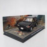 COLEÇÃO OFICIAL DOS CARROS DE JAMES BOND 007. REPLICAS DETALHADAS EM ESCALA 1:43 DO AGENTE BRITÂNICO. MINIATURA METÁLICA MODELO RANGE ROVER. APROXIMADAMENTE 12,0 CM BASE ACRÍLICA E BLISTER DE PROTEÇÃO.