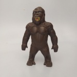BONECO KING-KONG GULLIVER 1977. MEDE 28 CM DE ALTURA. MATERIAL PLASTICO BOLHA.