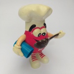 BONECO ANTIGO PROMOCIONAL DOS CHOCOLATES M&M, MODELO COZINHEIRO. TAMANHO 17CM. MARCAS DE USO.