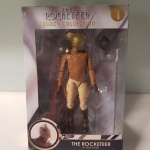 BONECO THE ROCKETEER  FABRICANTE FUNKO. LEGACY COLLECTION. ACOMPANHA CAIXA. SEM SINAIS DE USO.