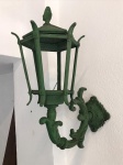 Aplique em ferro fundido estilo colonial. Alt. 64 cm.