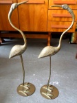 DOIS CISNES,  duas esculturas em bronze,  66cm, não assinadas.
