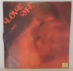 DISCO VINIL - "LOVE ME" - (1973). Capa e disco em bom estado.