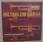 DISCO VINIL - "METAIS EM BRASA - HENRY JEROME". Capa e disco em bom estado.