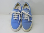 CALÇADOS - Par de tênis CONVERSE CONS - BR nº 36. Em tom azul.