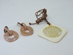 BIJUTERIAS - Lote de cordão e par de brincos.