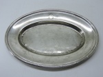 METAL - Travessa oval Fracalanza em metal espessurado a prata. Med. 31x21 cm.