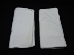 CAMA - MESA - BANHO - Lote de 2 toalhas de mesa em tecido branco. Med. 180x180 cm. Manchas.