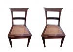 LINDO PAR DE CADEIRAS DONA MARIA I EM JACARANDÁ COM ASSENTO EM PALHINHA DITAS DE ORELHA. BELISSIMOS EXEMPLARES DE FORNITURE BRASILEIRA OITOCENTISTA! BRASIL, PRINCIPIO DO SEC. XIX. 88 (H) X 43 (C) X 49 (P).