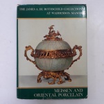 MEISSEN AND OTHER EUROPEAN PORCELAIN / Oriental Porcelain - The james A. de Rothschild Collection at Waddesdon Manor. Autor: R. J. Charleston e John Ayers. Editora Office du Livre, 1971 // Capa dura, sobrecapa em estado razoável // parte interna em ótimo estado. // Altamente ilustrado, 316 páginas
