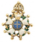 Ordem Imperial do Cruzeiro. Séc. XIX. Insígnia miniatura de Cavaleiro. Ouro e esmalte. 1.4 x 1,1 cm. 1 grama.