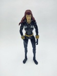 Action Figure / Boneca Viuvá Negra - Marvel do ano de 2004 com diversos pontos de articulações, medindo 16 cm de altura