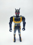 Boneco Kamen Rider Black RX, medindo 17 cm de altura