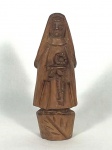 imagem esculpida em madeira de Santa Rita de Cássia medindo 18A x 5 x 4.