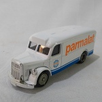 Man Van com tema Parmalat - Carrinho miniatura Corgi Escala 1/55. As rodas giram livre.