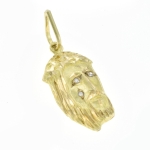 #25375 Pingente Rosto de Cristo em Ouro Amarelo com Diamantes Medida Sem Argola: 2,0cm, Peso: 1,2g
