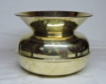 METAL - Cachepô em metal dourado polido. Med. 12x16 cm.