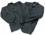 VESTUÁRIO - Lote de 2 conjuntos de calça e blazers masculinos. Usados.
