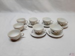 Lote composto de 5 xícaras de café em porcelana Renner e 3 xícaras de café em porcelana Tcheca.