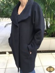 Casaco Coat de lã longo  Gerard Darel tamanho M preto, super elegante, em perfeito estado