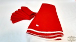 Toalha de mesa redonda vermelha  com 7 guardanapos . Medida toalha 1,60 m diâmetro, guardanapo 40X35 cm.Composiçao  tecido misto