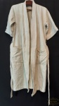 Roupão de banho  feminino em algodão marca Teka. Tamanho P. Medida 1,04 m altura.