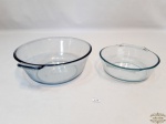 2 travessas  de vidro diversos sendo pirex e marinex. Medida maior 19,5 cm diâmetro,8 cm altura.Menor 15,5 cm diâmetro, 5,5 cm altura.