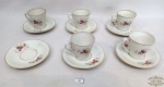 Real -6 xicaras  de cafe em porcelana real decoardas com  flolhas .. Composto de 6 xicaras e 5 pires