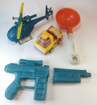 Lote de Brinquedos anos 80 , 4 brinquedos  no estado entre med. 20 e 15 x 10 cm ..