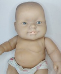 Brinquedo bebê anos 80 , muito realista med.23 x 17 cm , no estado .