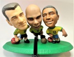 Triu Romário ,Dunga , Romário , miniatura da Coca cola , ..Med   12 x 7 cm .