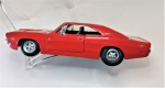 Miniatura DODGE 1968 vermelho  , med. 21 x 9 cm em bom estado .