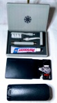 VARIG , Lote 1 kit gilete c/escova de dente  , 1 calçadeira c/tira pelo ,1 kit costura ,  para colecionadores de plantão.