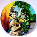 Belo prato Espanhol de VALENCIA , pintado sobre a fotografia , material sintético , med. 24 x 24 cm .