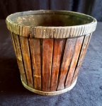 . CACHEPOT DE MADEIRA FINA  21cm diâm. boca x 18cm alt