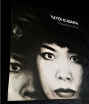 .  LIVRO   OBSESSÃO INFINITA  - Yayoi Kusama  -  Inst. Tomie Ohtake // 235 pgs. -  27 x 23,5 cm