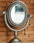 Espelho De Prata Indiano 51cm X 37cm                                                                                                  Peça está em SP , na cidade de Américo Brasiliense .
