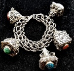 Pulseira de Prata antiga  Criolo (Comp Aberta 20cm)                                                                                    Peça está em SP , na cidade de Américo Brasiliense .