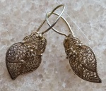 Par de Brincos Em Filigrama Prata(925)com Banho em Ouro                                                                          Peça está em SP , na cidade de Américo Brasiliense .