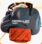 Duas peças coleção sacola AEROFLOT E  Nécessaire , ...