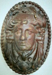 APLIQUE EM FERRO FORJADO , MED. 22 X 18 CM .