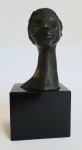 E.DOLABELLA - ESCULTURA EM BRONZE COM BASE EM MÁRMORE , MED. 23 CM DE COMP. BASE 10 X 8 CM.