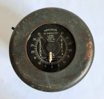 GRANDIOSA PEÇA DE NAVIO - INDICADOR DE LEME EM BRONZE , MED. 22 CM DE ALT. X 25 CM DE DIÂMETRO PESO 34 KGS.