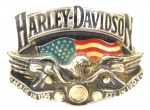 Fivela para cinto com logotipo de Águia produzido em metal alusivos as motocicletas `Harley Davison`.Medidas: 06 cm de comprimento X 8,5 cm de largura.