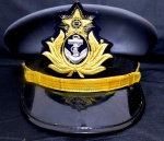 Quepe da Marinha de Oficial masculino n 57, na cor cinza.