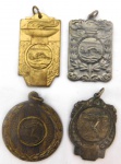 Lote contendo 04 medalhas esportivas, materiais e épocas variadas.
