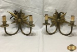 Par de apliques luminárias de parede em bronze para 2 lampadas cada um deles. Medindo 24cm de altura x 24cm de largura x 11,5cm de profundidade.